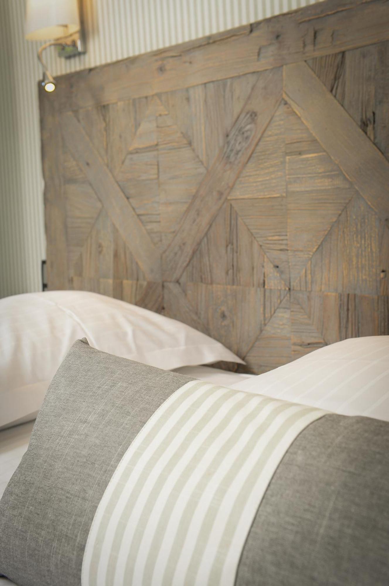 Logis Hotel Restaurant Auberge De La Selune Ducey-Les Cheris Room photo
